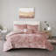 Édredon luxueux en velours rosé-126359333-126359326