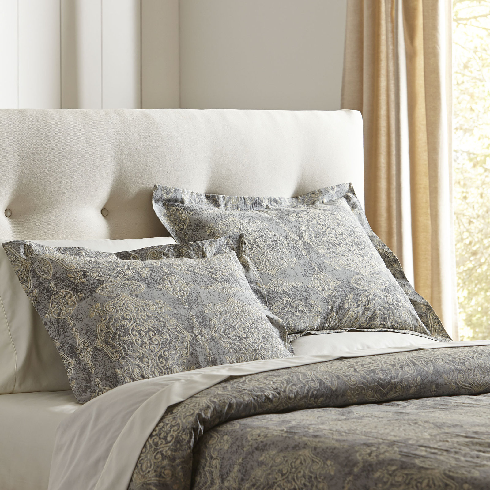 Gae Cotton Duvet Cover Set, Full/Queen Duvet Cover + 2 Shams, Stone