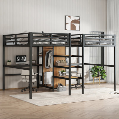 Lit mezzanine simple au-dessus d'un lit simple en métal avec bureau double, armoire et tablettes avec prise électrique pour économiser de l'espace et réduire le bruit, grain de bois