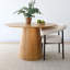 Chaise rembourrée avec accoudoirs courbés Modern Boucle