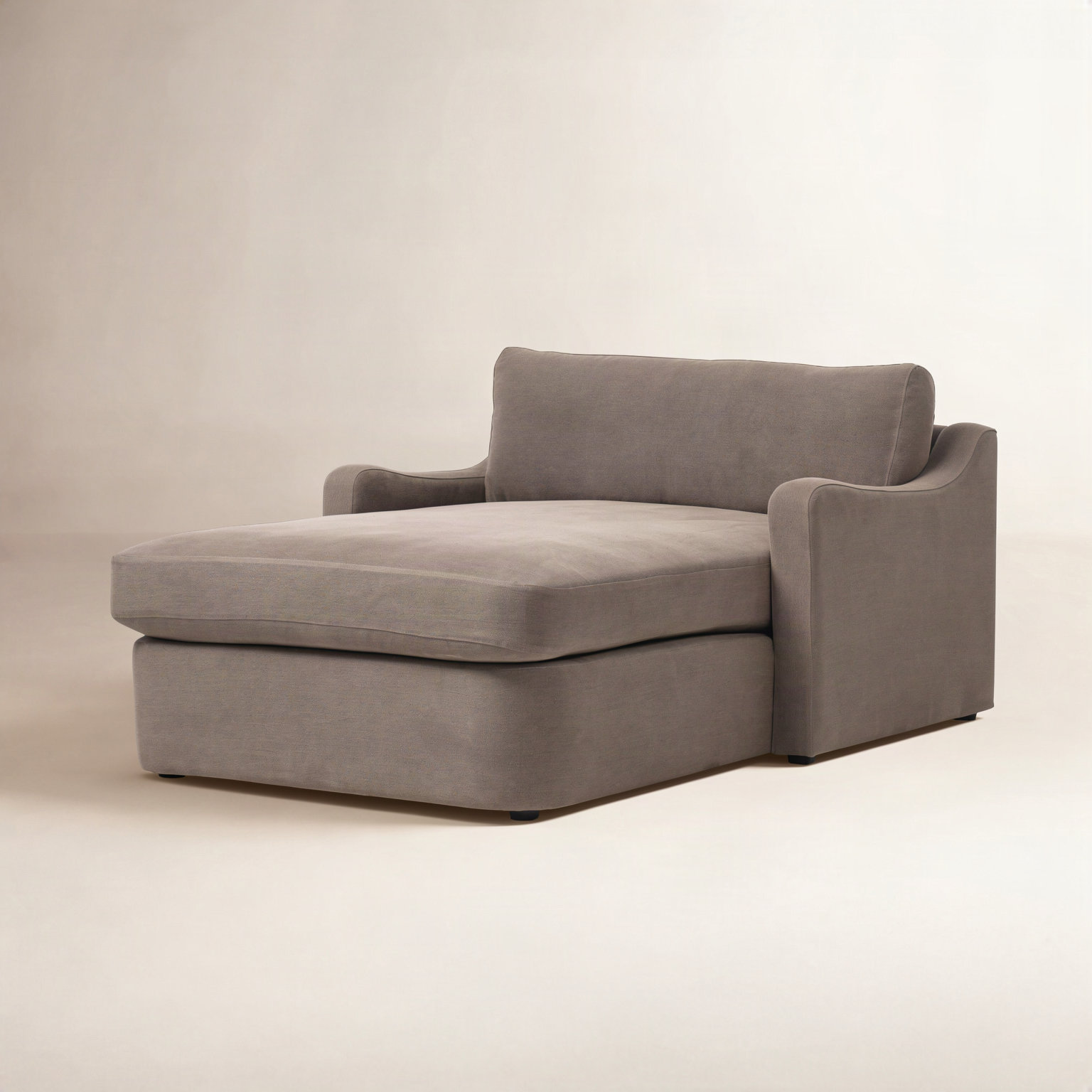 Aurelia Chaise Lounge, Broadway Coffee