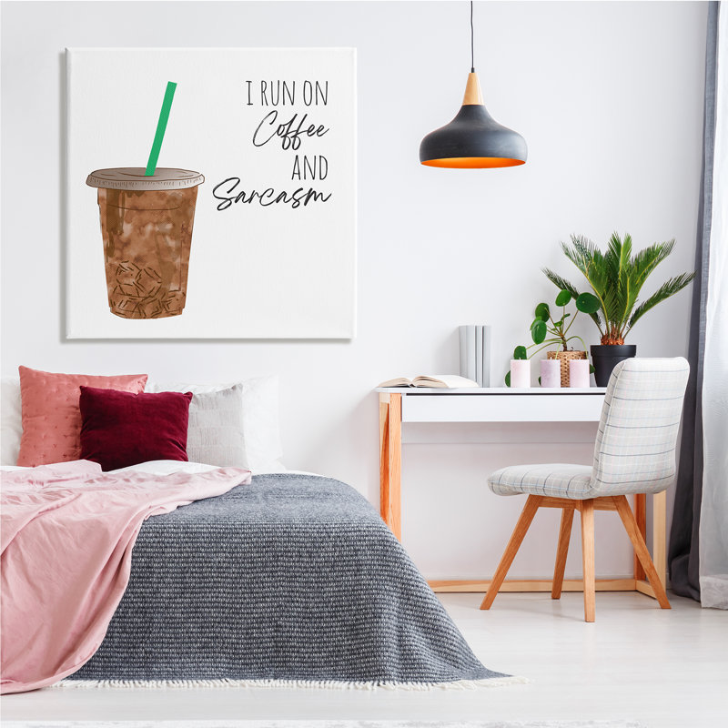 «Run On Coffee And Sarcasm», art mural sur toile tendue XXL par Jennifer Mccully, H 36 po x l 36 po x P 1,5 po