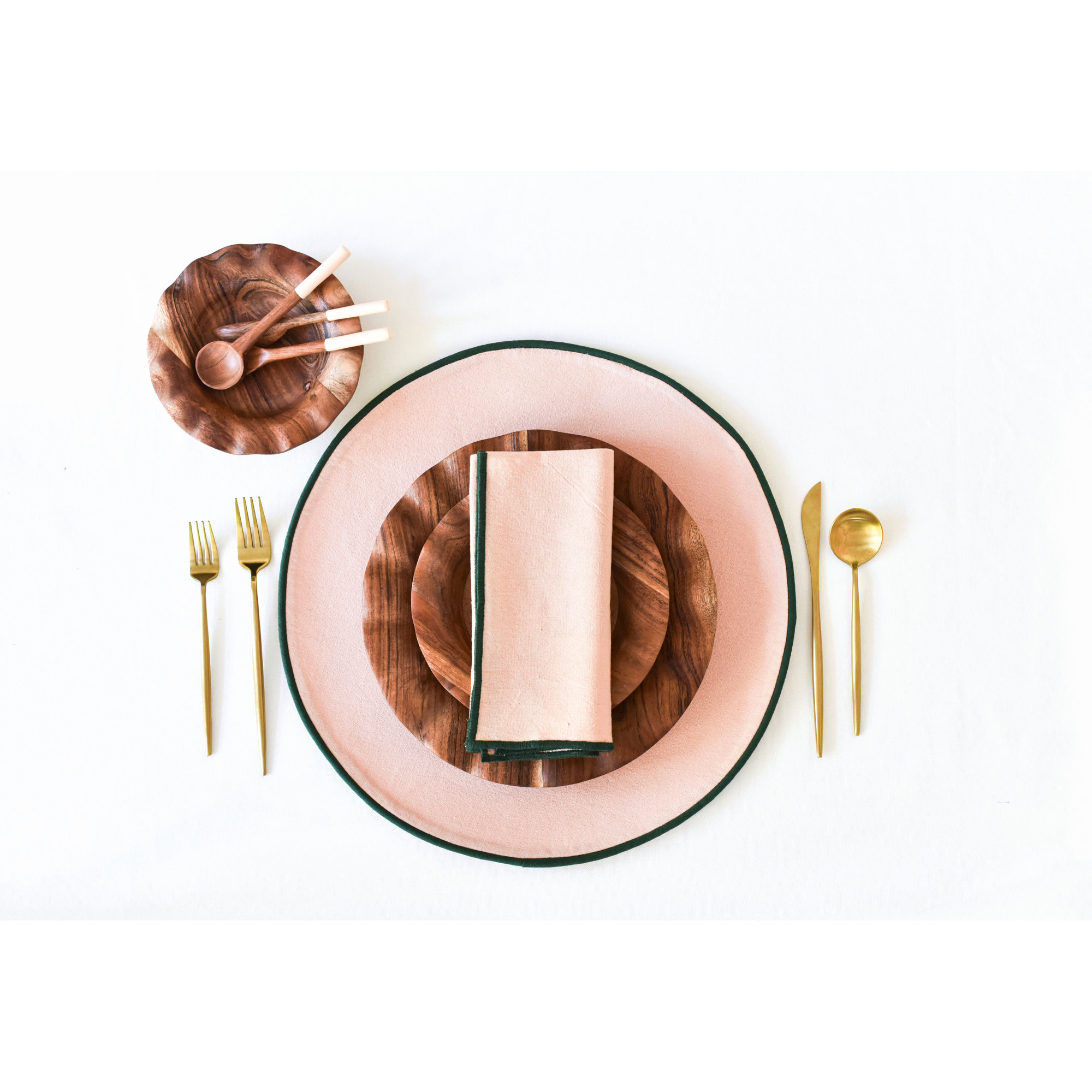 Blush And Pine Color Block Round Placemat Set Of 4, Blush/Pine