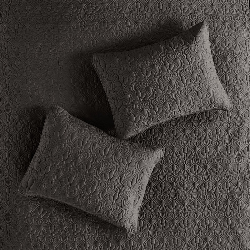 Ensemble de couvre-lit 3 pièces gris foncé pour grand lit. Microfibre, rembourrage 100%, coins plissés, de 3, aspect enchanteur
