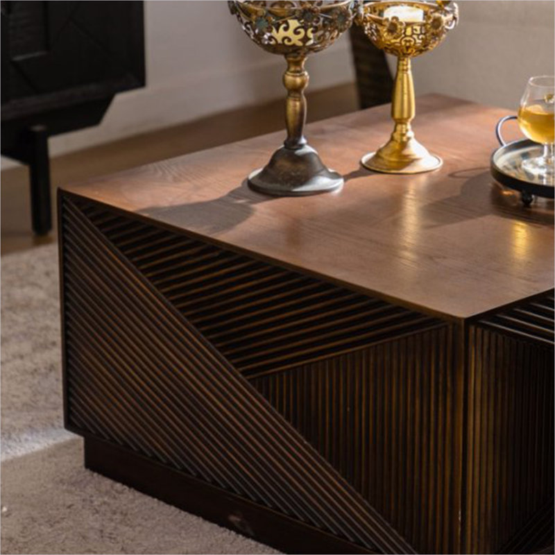 Table basse carrée pour le salon, panneau de fibres à densité moyenne avec finition brune, design moderne compact de 27,56 pouces