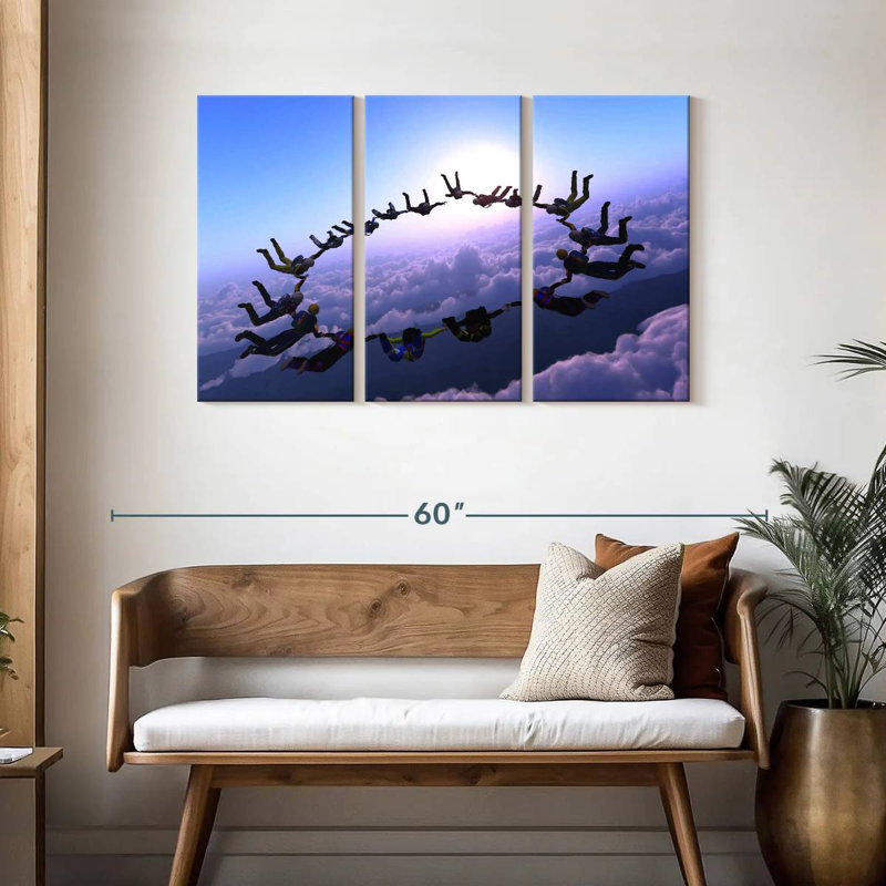 Sireci Extreme Skydiving, 28" H x 45" W