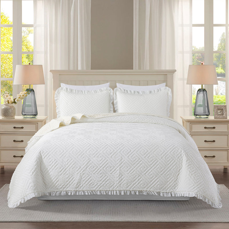 QSM0820210707 Geometric Shapes Bedding, King Quilt + 2 Shams, White