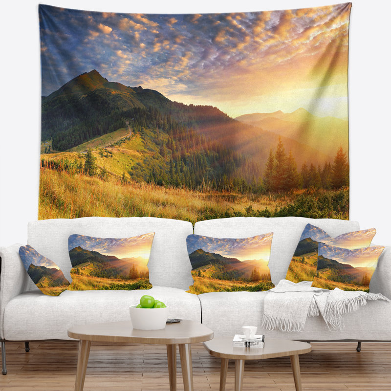 Tapisserie Schafer Summer Sunrise Under Thick Clouds, H 50 po x l 60 po