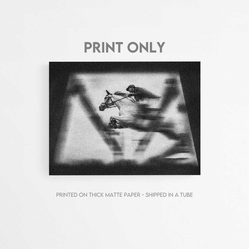 «Black and White Horse Jump», art encadré prêt à être accroché, 8" H x 10" W, Framed Print with Mat, Black