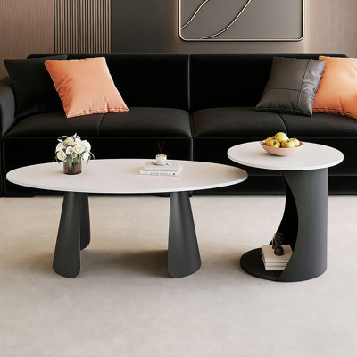 Ensemble de tables basses ovales pour petit appartement