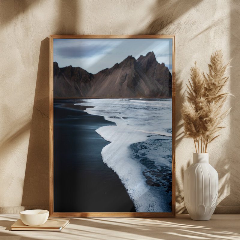 Natural black, 50.8cm H x 76.2cm W