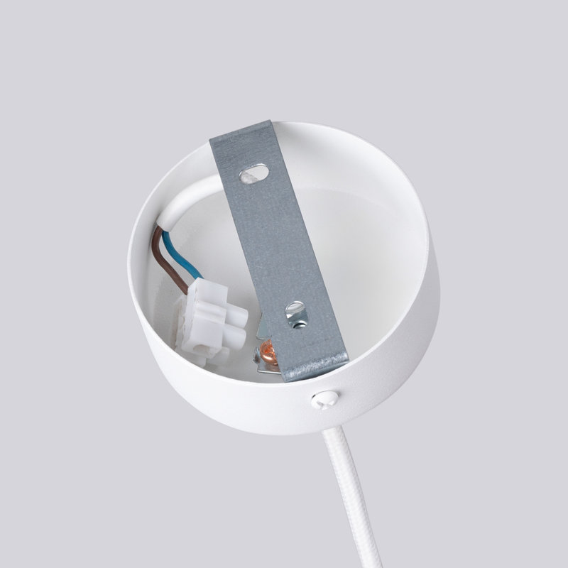 Wynnwood 6 - Light Chandelier, White