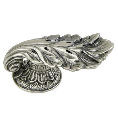 LOUIS XV KNOB WITH SMALL BACK PLATE