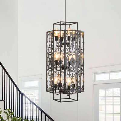 Lustre long avec escalier 12 lumières