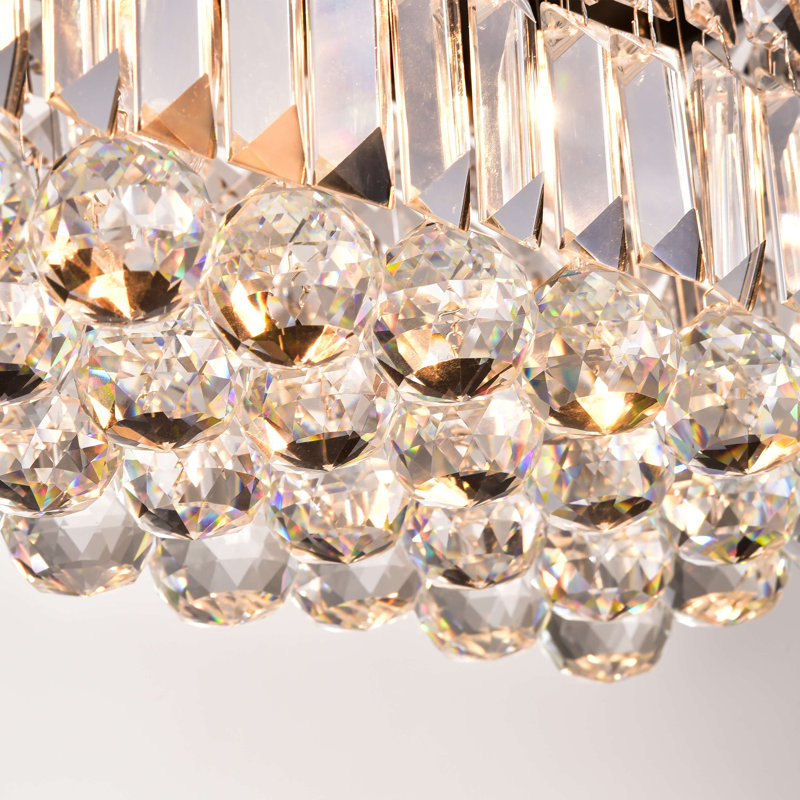 Lustre rectangulaire unique à 5 lumières avec détails en cristal Lafollette