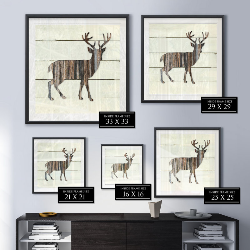 Cerf Woodland - imprimé, Blanc / aubergine / banane / brun clair / rouge br, H 17,5 po x l 17,5 po x P 1,5 po