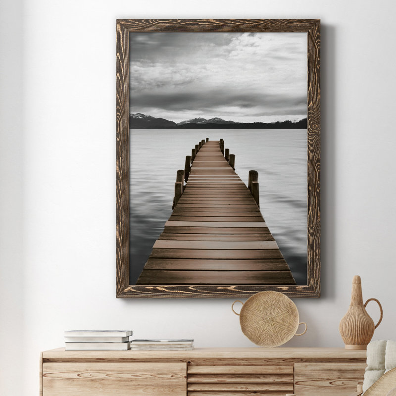 Mountain Jetty - Photographie de cadre photo sur toile, H 44 po x l 31 po x P 1 po, Noyer