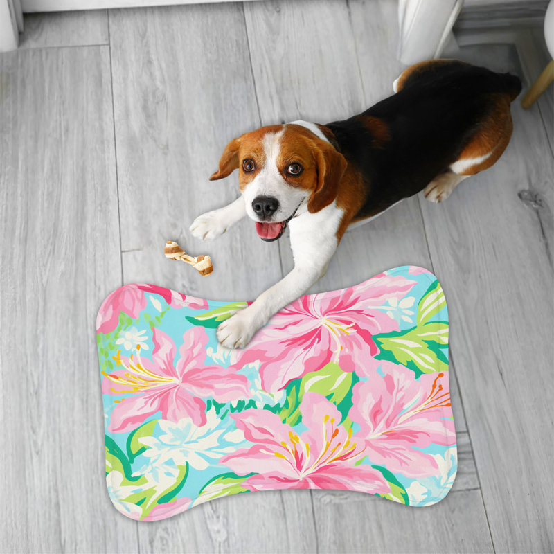 Trendy Spring Petals - 1 Piece Bone Shape Feeding Mat