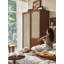 Armoire rétro en bois massif de style français