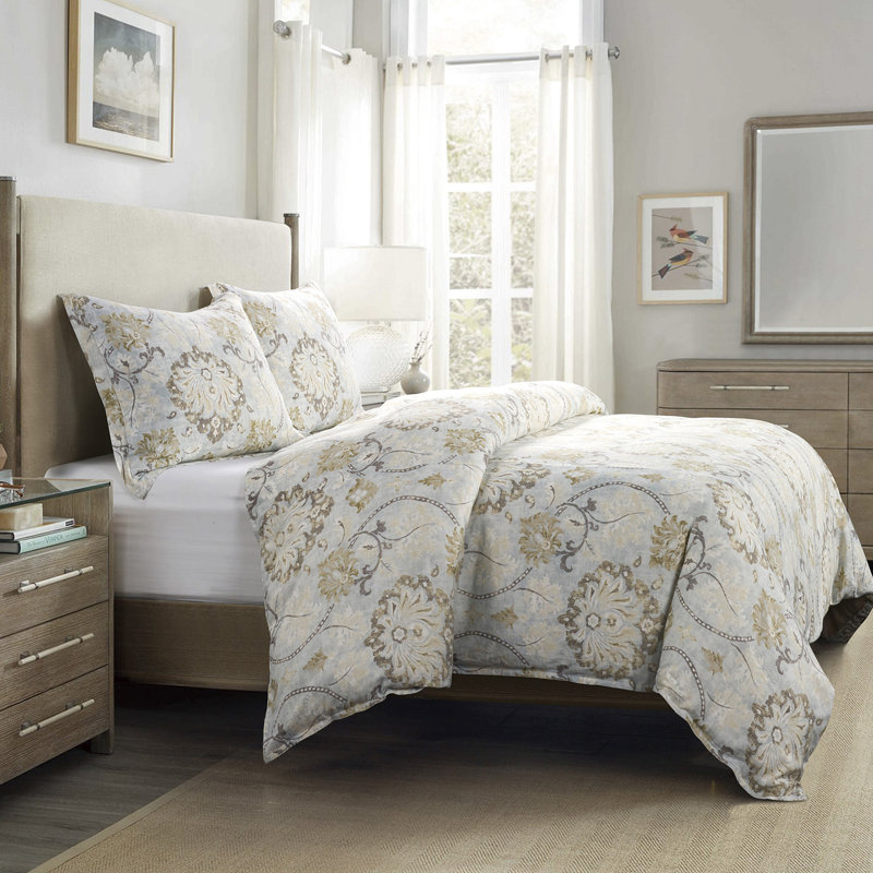 Dalia Light Blue Brown Floral Classic Chic Casual Duvet Set, King Duvet Cover + 2 King Shams, Light Blue