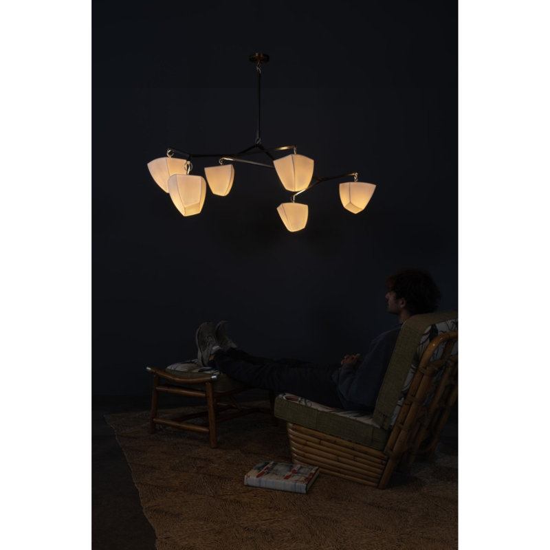 Lustre suspendu en porcelaine Cassiopeia, Aqua glacé, Argent antique, 60" Length x 44" Width x 56" Height