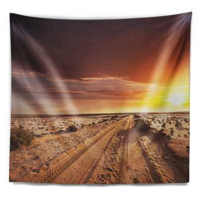 Tapisserie paysage au large du désert au coucher du soleil