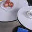 Ensemble de 2 tables basses gigognes rondes pour petit endroit, table de bout de salon avec plateau en pierre frittée blanche, table de chevet de 32,68 po + 16,93 po de diamètre pour la salle à manger de la salle à manger, canapé de 83 cm et plus de 43 cm