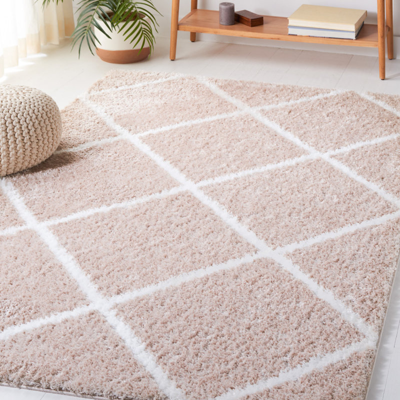 Geometric Power Loom Beige/White Area Rug, Rectangle 6'7" x 8'7"
