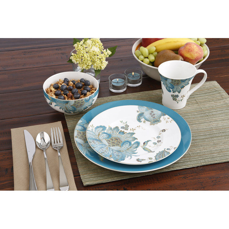 Eliza Teal and White Porcelain 16-Piece Dinnerware Set
