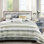 Courtepointe 6 pièces avec coussins décoratifs pour très grand lit / très grand lit. Watercolor Stripe Design A Look Look. Oreillers en microfibre doux et confortables, très grand. Chambre sereine paisible.