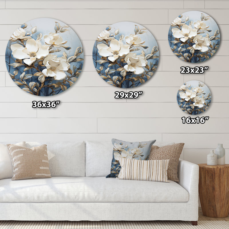 Magnolias peints en bleu et blanc - Art floral rond en métal, H 16 po x l 16 po