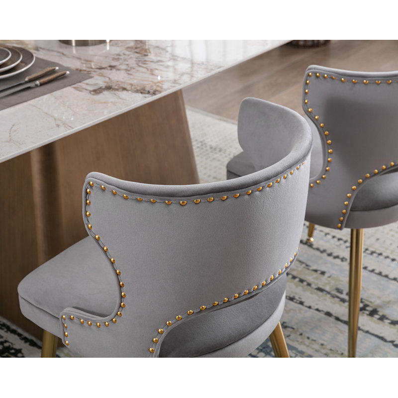 Fauteuil à oreilles en velours khanya, gris