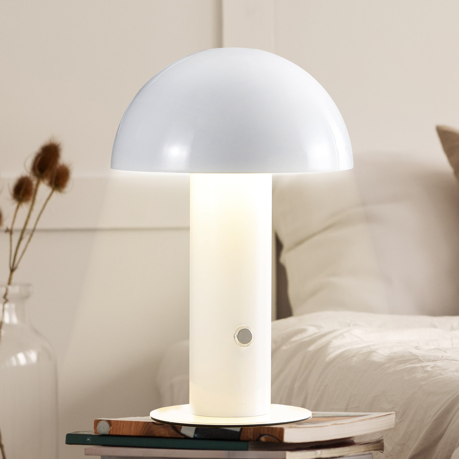 Viv Metal Desk Lamp, White