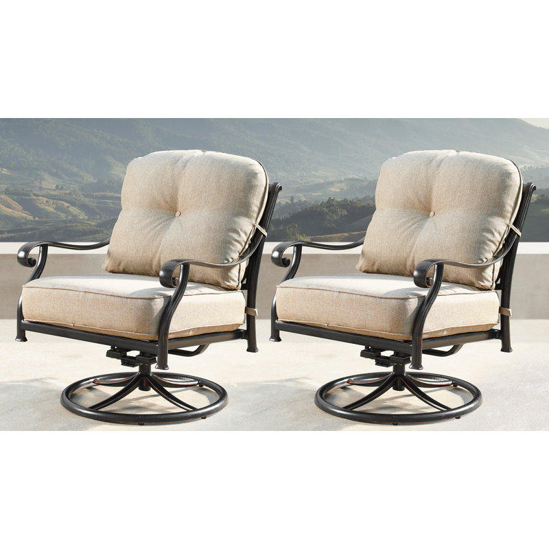 Bayshore Outdoor Swivel Lounge Chair