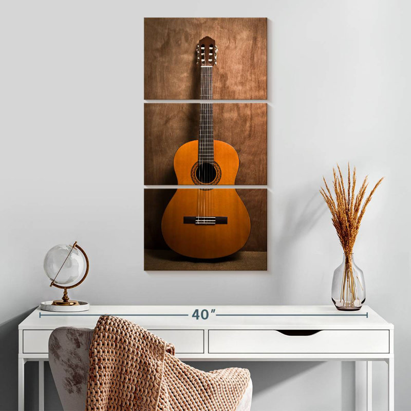 Guitare classique, H 32 po x l 15 po