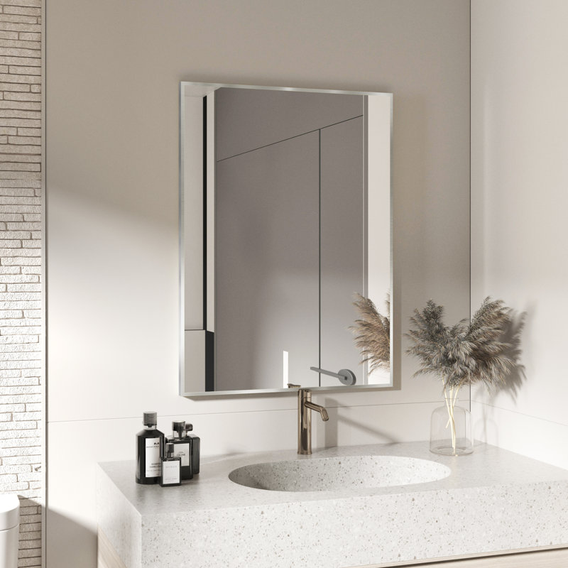 Miroir d'appoint Lesamuel, 22 po x 30 po, Nickel brossé, Rectangulaire
