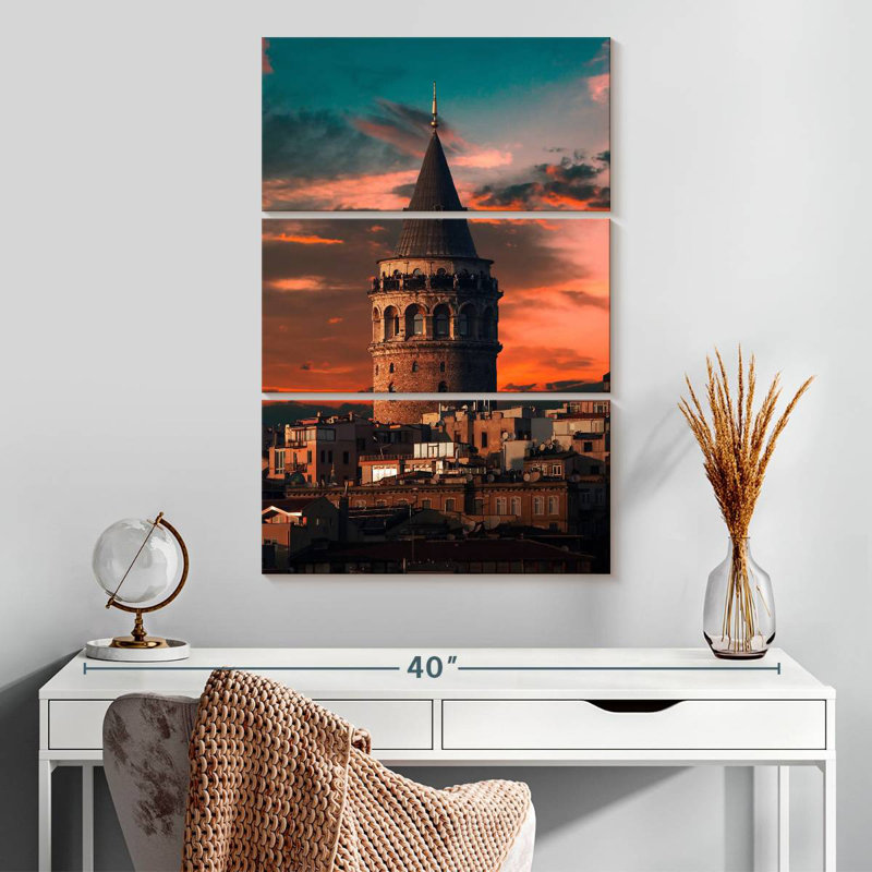 Tour de Galata, H 32 po x l 20 po