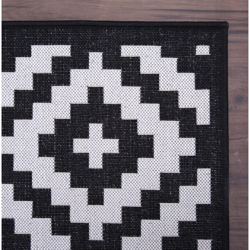 Tapis intérieur / extérieur noir Hodder Southwestern, Rectangle 8 pi x 10 pi