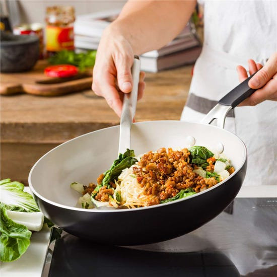 Coloured Aluminium Wok 28cm - Matte Black
