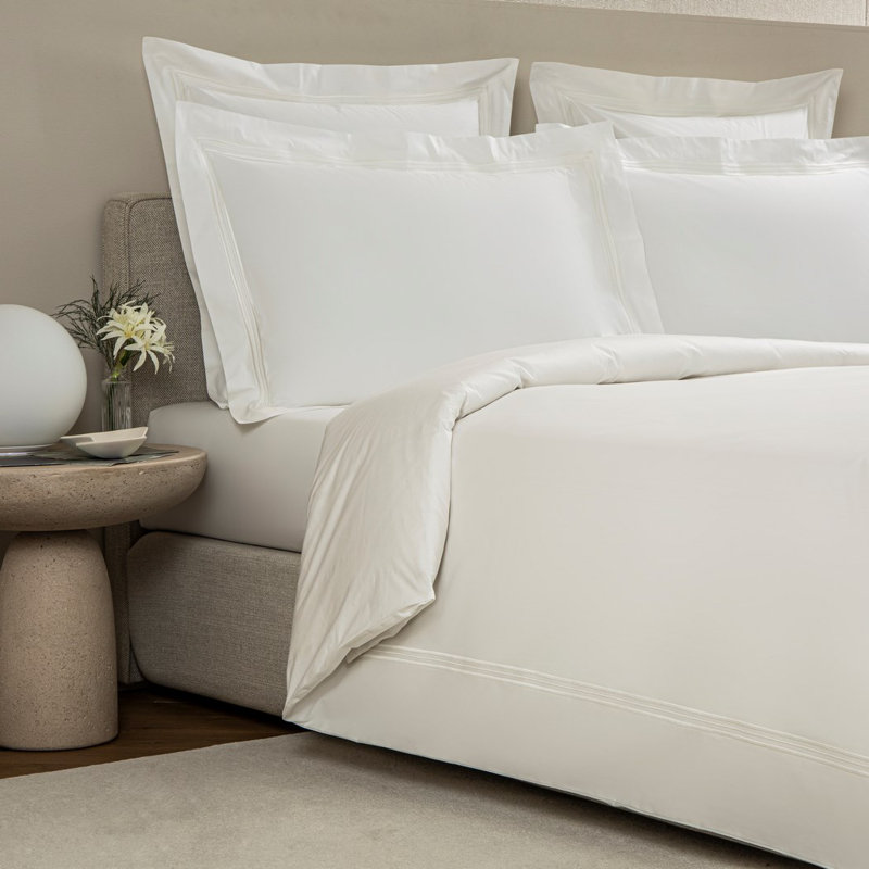 Triplo Bourdon Pillow Sham, King, White/Milk