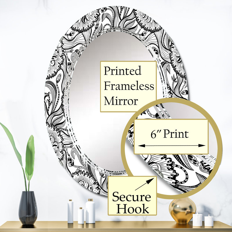 Monochrome Shapes III - Miroir mural à motif ovale, 36 po x 24 po