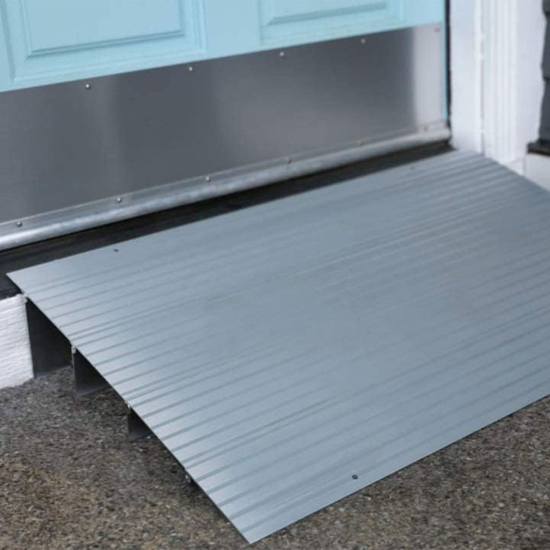 Rampe d'entrée portative en aluminium EZ-Access Transitions, H 4 po x l 26,64 po x L 34 po
