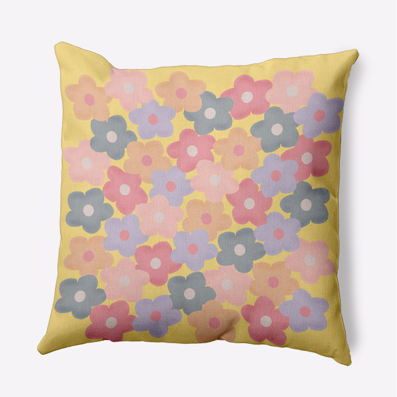Coussin intérieur / extérieur Leafy Branch, H 16 po x l 16 po, Jaune pastel / rose / mauve floral