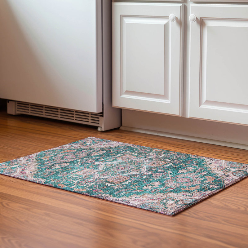 Tapis émeraude de qualité supérieure Prisco, Rectangle 1 pi 8 po x 2 pi 6 po