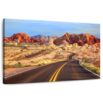 Mehar Highway In Valley Of Fire