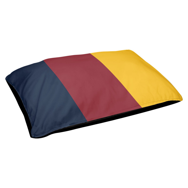 Coussin rectangulaire designer New York Bronx, Moyen (L 30 po x l 40 po), Bleu minuit / rouge fer à repasser / jaune basket