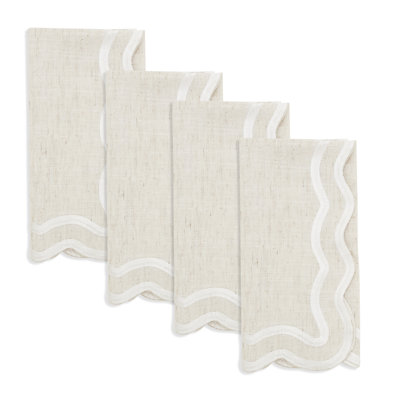 Scalloped Border Napkin (Set of 4)