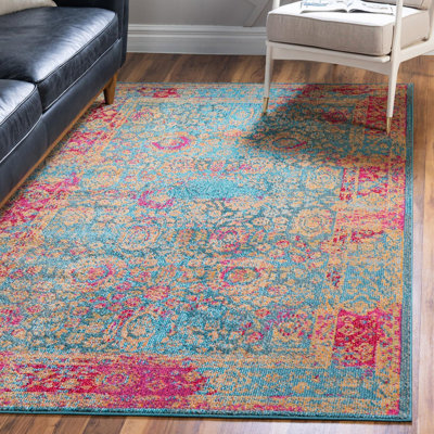 Eddins Washable Oriental Indoor Rug