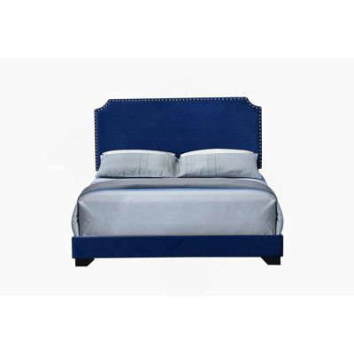Haemon Blue Velvet Queen Bed