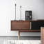 Cabinet audiovisuel simple en noyer noir